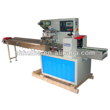 Catheters packing machine